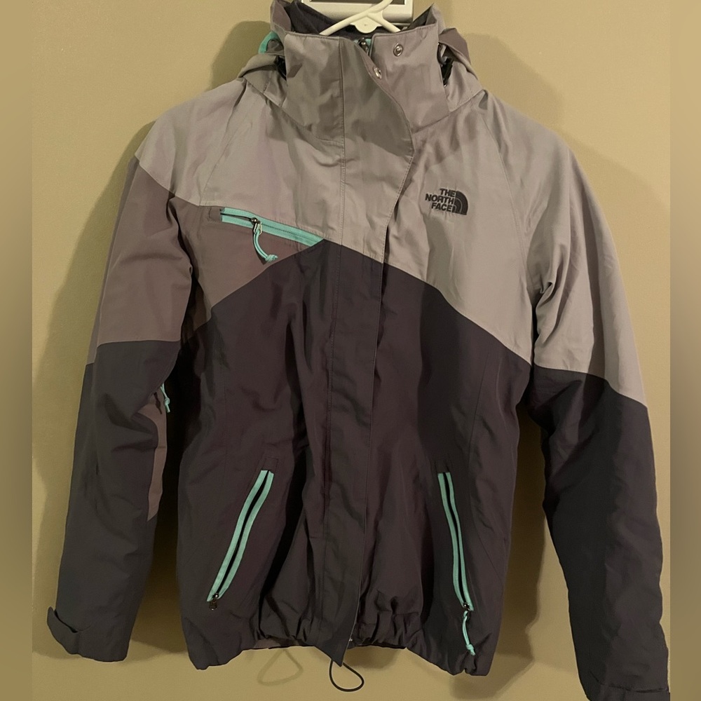 The North Face Women’s Small Jacket with detachable liner jacket.